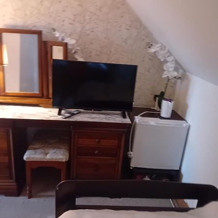 Annaswood B&B Кахир Екстериор снимка