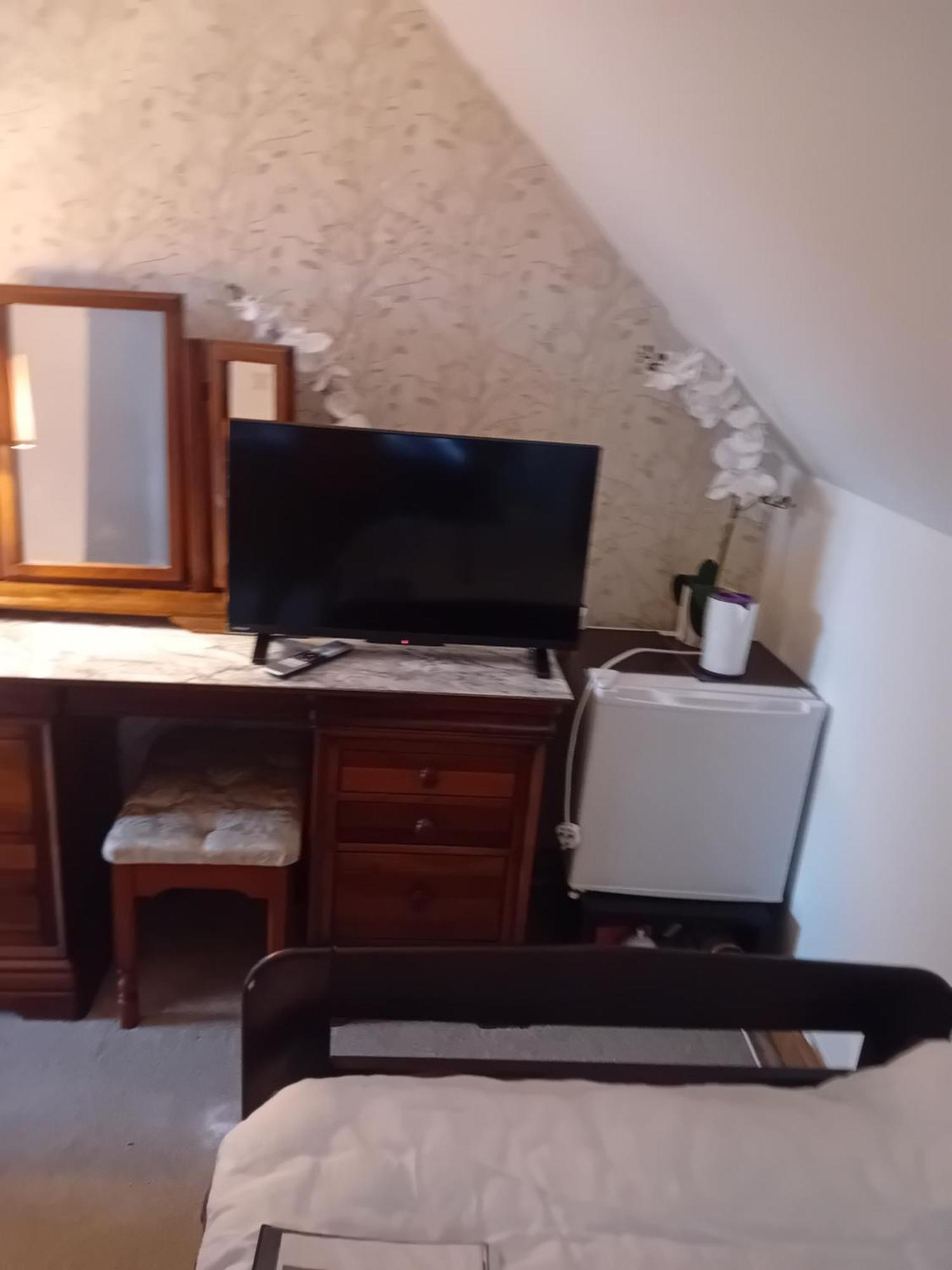 Annaswood B&B Кахир Екстериор снимка